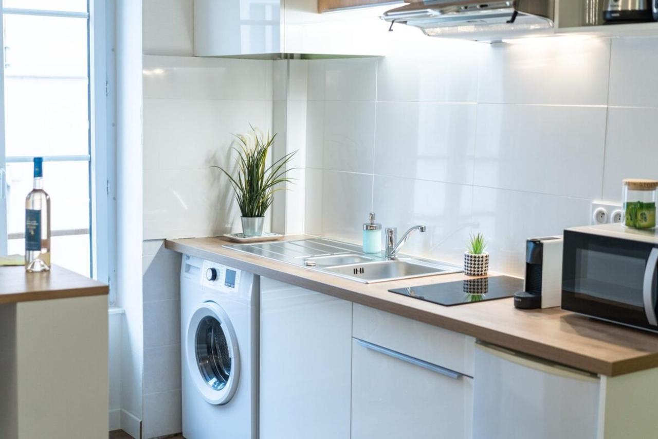 Charming Renovated Studio - Вильорбан Екстериор снимка